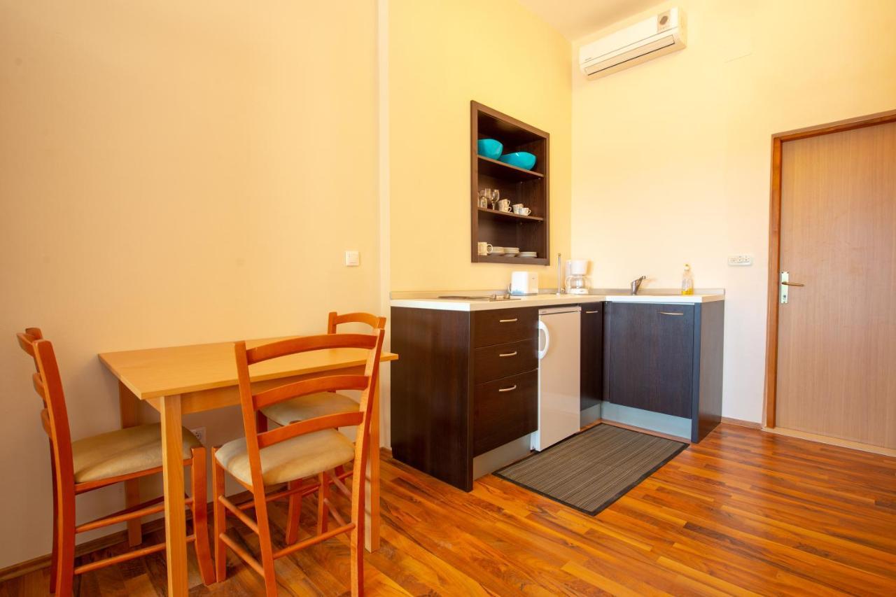 Apartments Facini Kosljun Ngoại thất bức ảnh